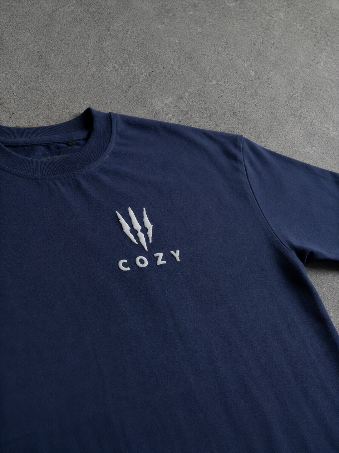 UNTAMED BEAR TEE